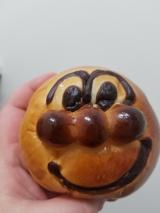 クリームパンマン